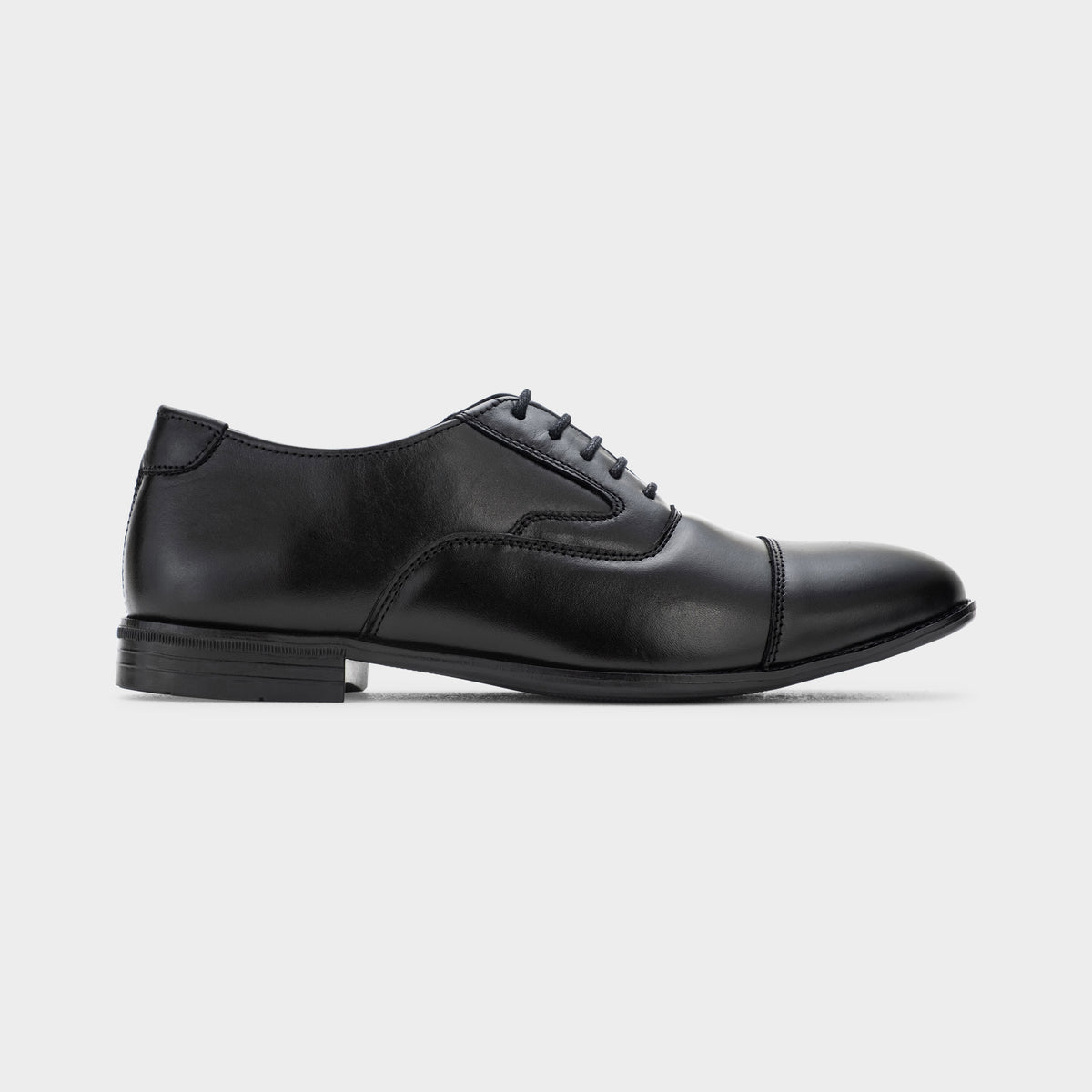CAP TOE OXFORD