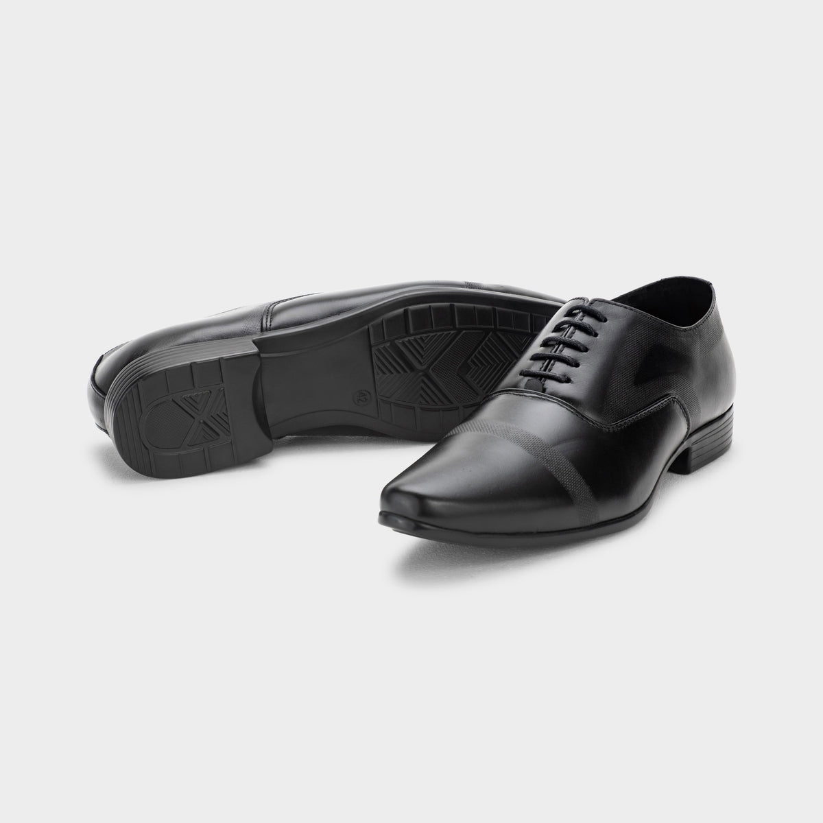 CAP TOE OXFORD