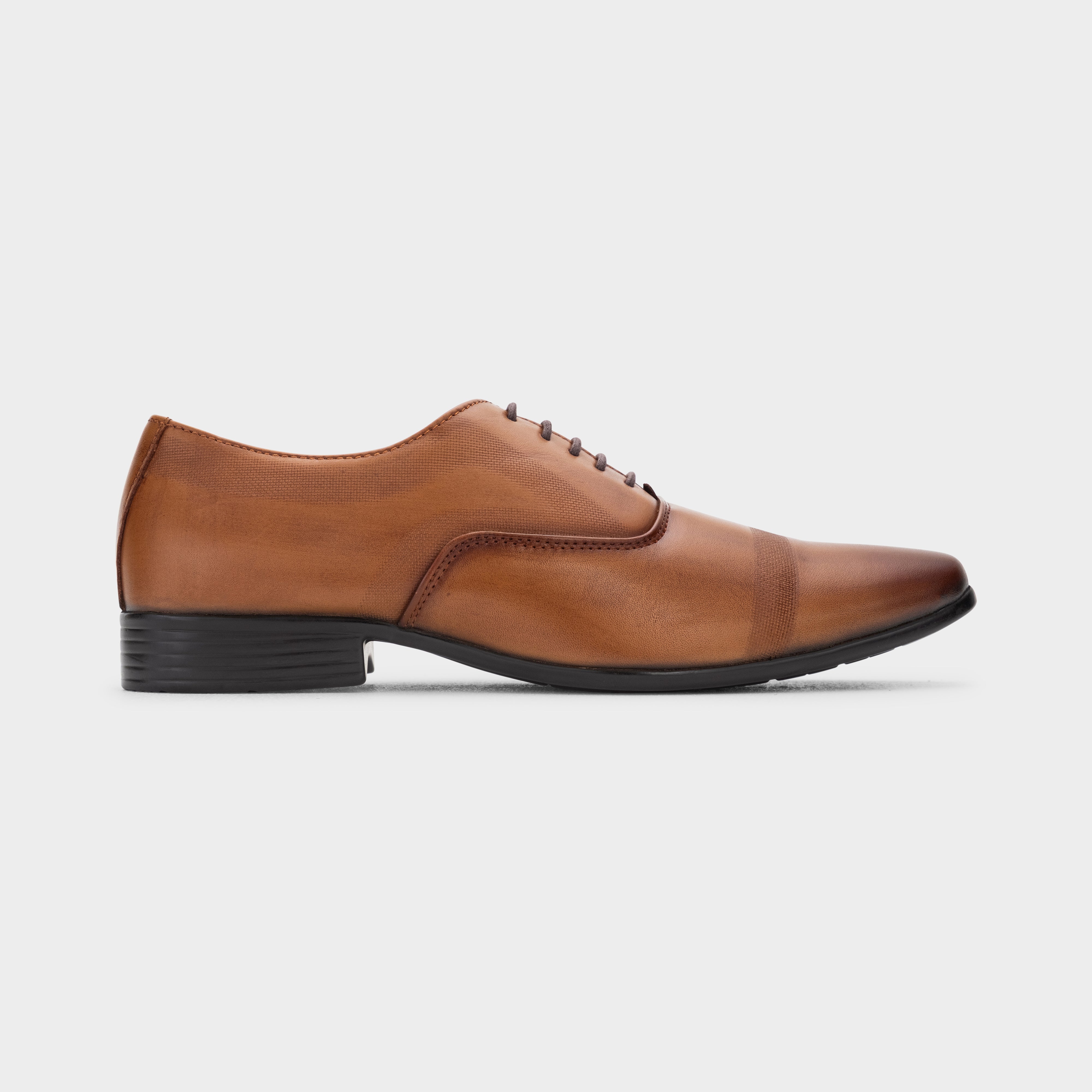 CAP TOE OXFORD