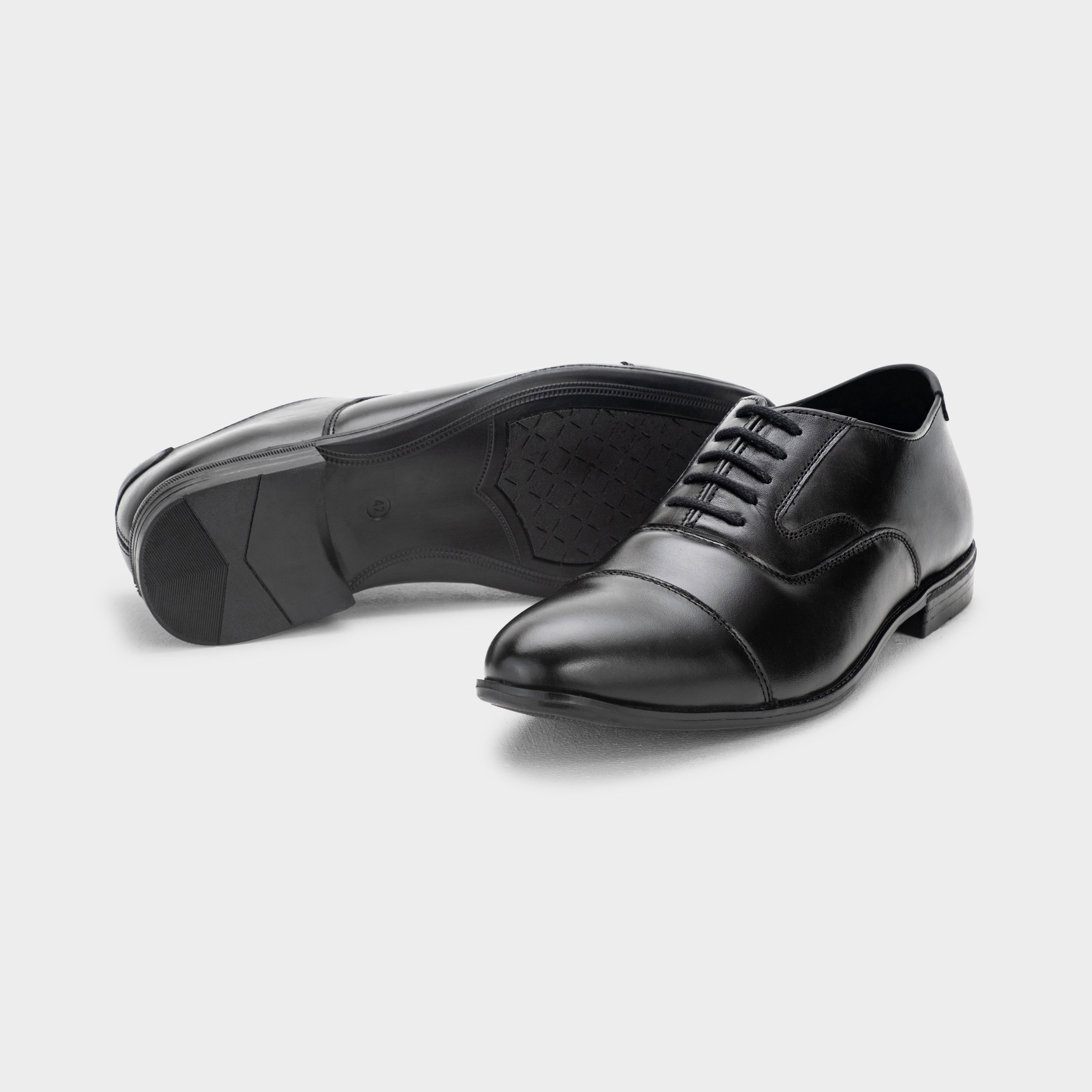 CAP TOE OXFORD
